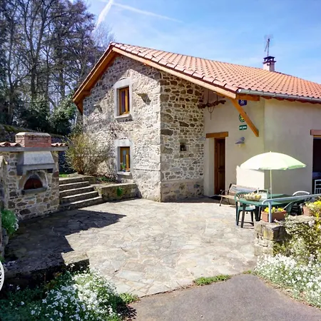Holiday home Spacieux Avec Jardin, Terrasse, Et Parc Proche Du Chateau - 6 Pers., Animaux Acceptes - Fr-1-496-102 *