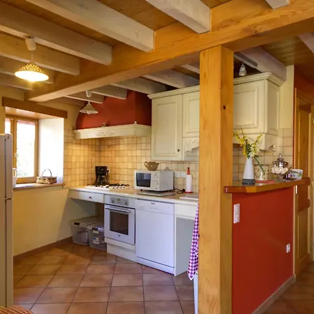 Spacieux Avec Jardin, Terrasse, Et Parc Proche Du Chateau - 6 Pers., Animaux Acceptes - Fr-1-496-102 * Fontanes (Loire)